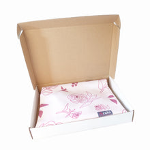 Load image into Gallery viewer, Pink Rose Apron In Gift Box